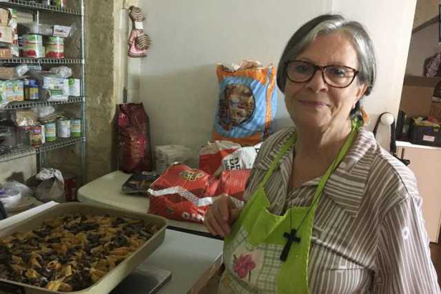 Triggiano, apre e gestisce da sola una mensa dei poveri: � la storia di Ketty 